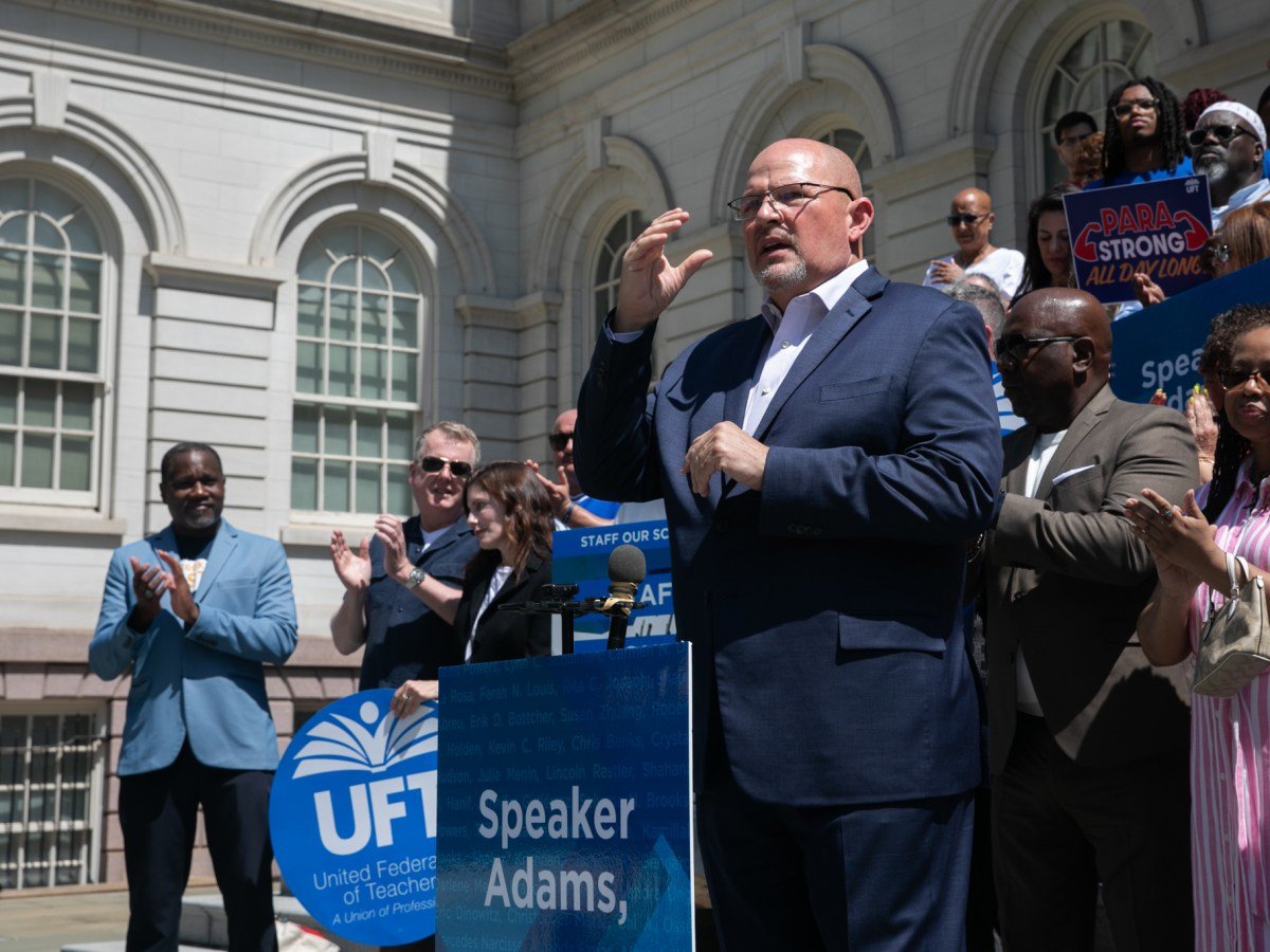 NYC Teachers Union Threatens To Oppose Reading Curriculum Overhaul Without Reforms