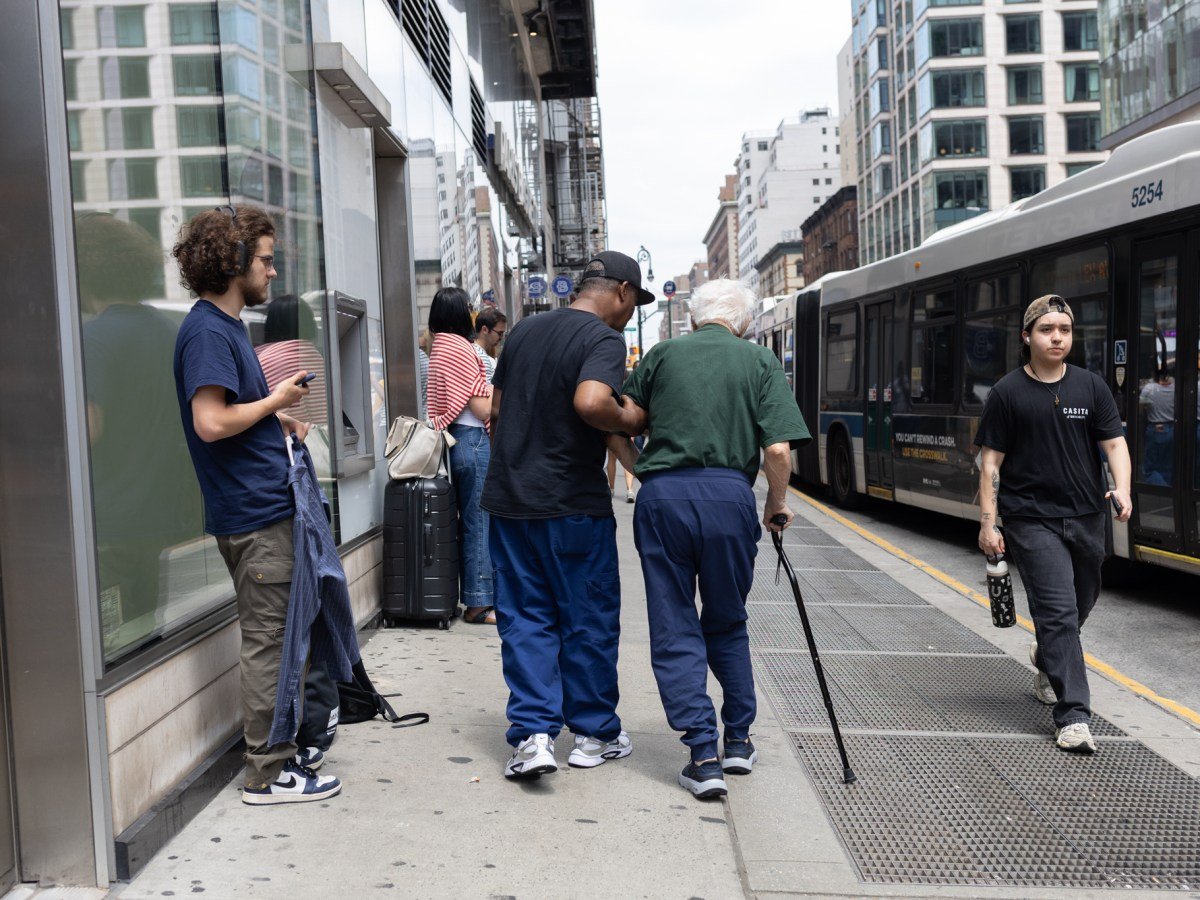 Multiple buildings within a one-block radius of the 86th Street-Lexington Avenue express station tested positive to Legionnaires’ disease
