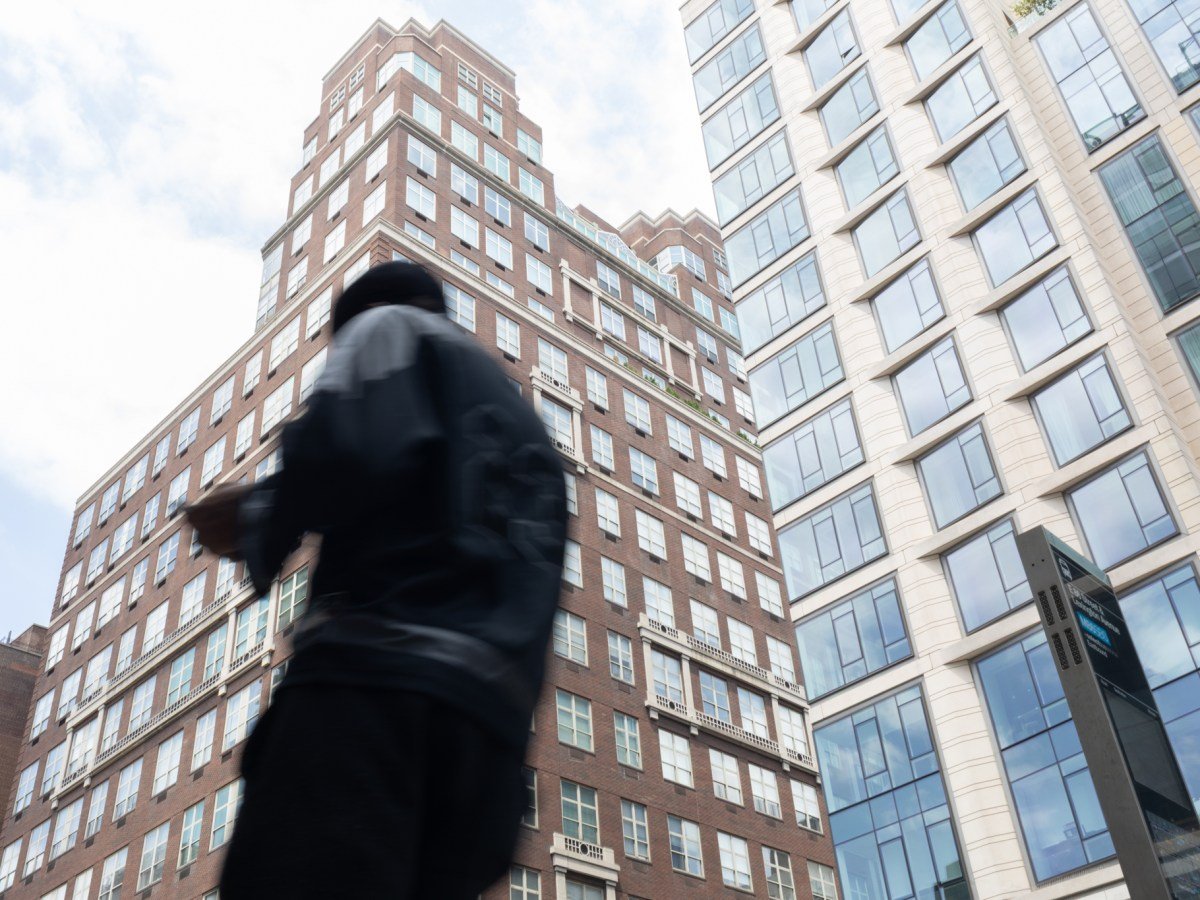 Cooling towers atop 120 E. 87th St. tested positive for Legionnaires’ disease,