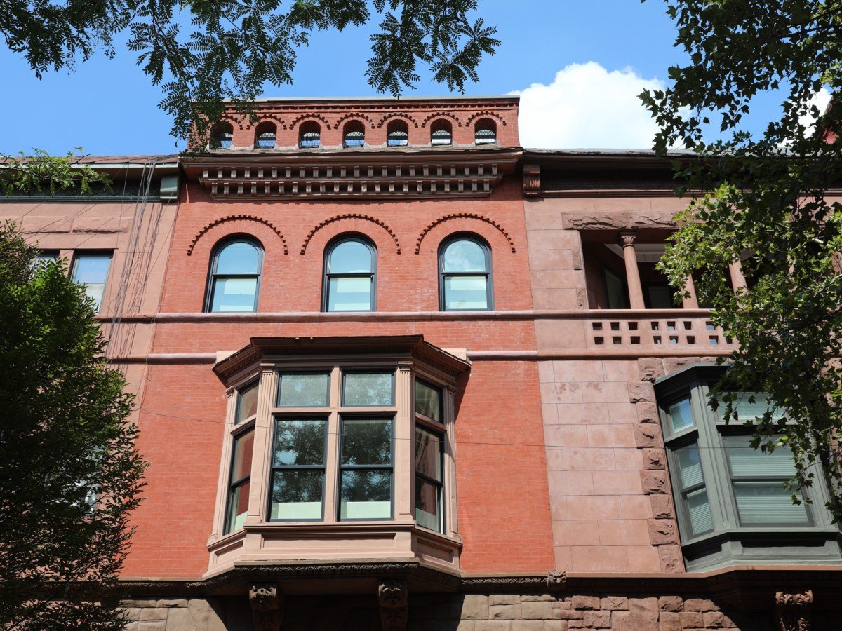 NYC Lawmakers Scrutinize Mamdani’s Pied-à-Terre Tax Rollout